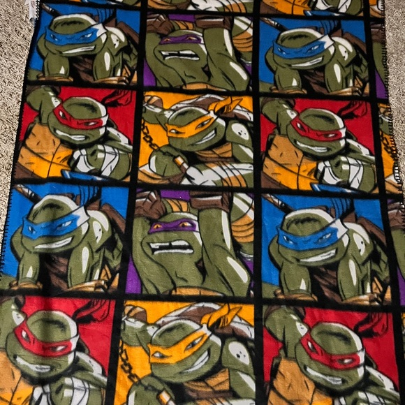 Nickelodeon Other - TMT throw